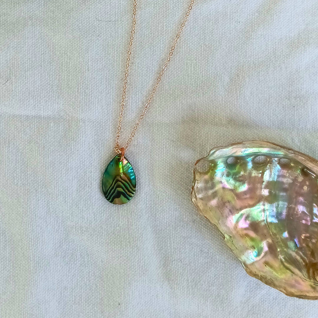 Mingo Tear Drop Abalone Necklace