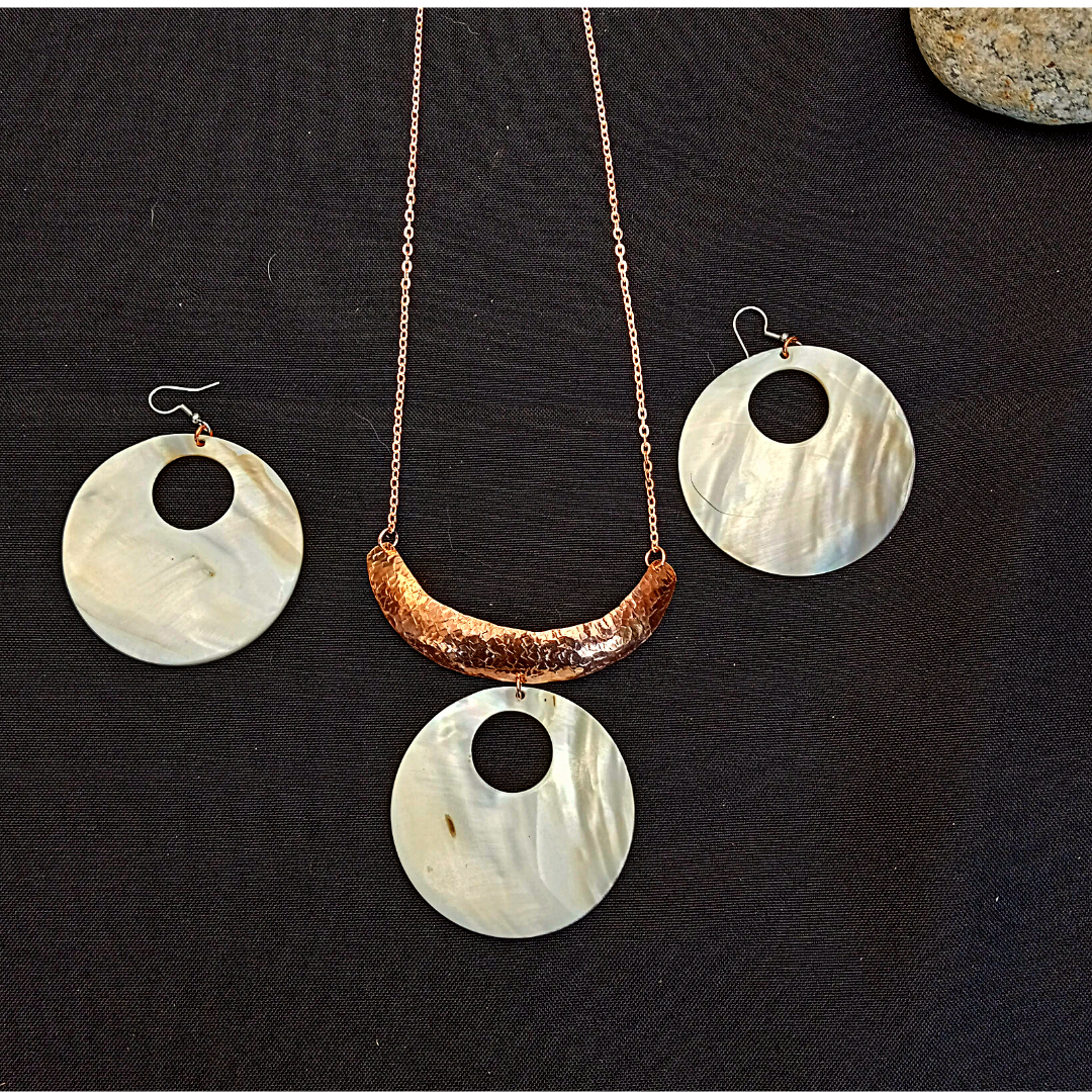 Ancient Waters Gorget